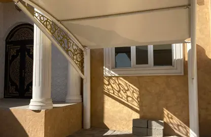 Villa - 4 Bedrooms - 5 Bathrooms for rent in Al Maqam - Al Ain