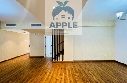 Apartment - 3 Bedrooms - 5 Bathrooms for rent in Nasma Residence - Al Tai - Sharjah