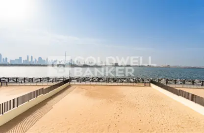 Villa - 5 Bedrooms - 7+ Bathrooms for sale in Sur La Mer - La Mer - Jumeirah - Dubai