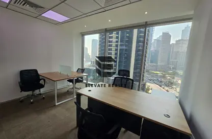 مركز أعمال - استوديو للايجار في برج بايناري - الخليج التجاري - دبي