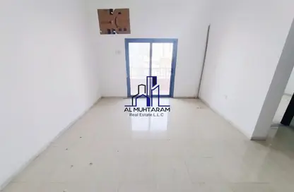 شقة - غرفة نوم - 1 حمام للايجار في بناية ابو شغاره 2 - بودانق - القاسمية - الشارقة