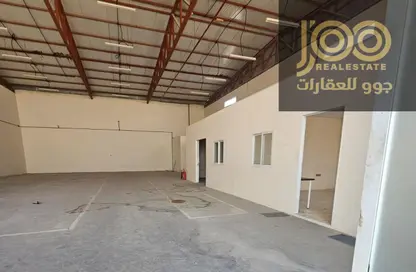 مستودع - استوديو - 2 حمامات للايجار في أم الثعوب - أم القيوين