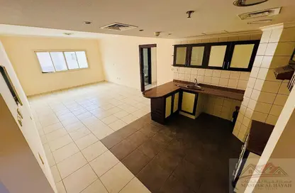 Apartment - 1 Bedroom - 2 Bathrooms for rent in Muwaileh 29 Building - Muwaileh - Sharjah