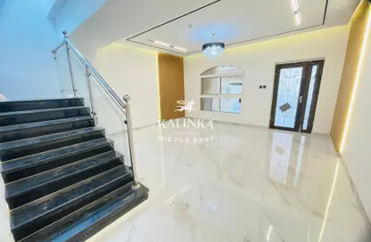 فيلا - 3 غرف نوم - 4 حمامات للايجار في مسكن الامير - منطقة 11 - قرية الجميرا سركل - دبي