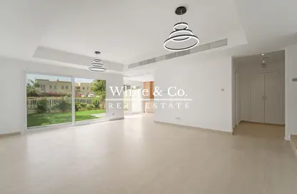 Villa - 3 Bedrooms - 3 Bathrooms for sale in Springs 9 - The Springs - Dubai