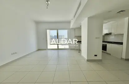 Apartment - 1 Bedroom - 2 Bathrooms for rent in Oxford Building - Jumeirah Village Circle - Dubai