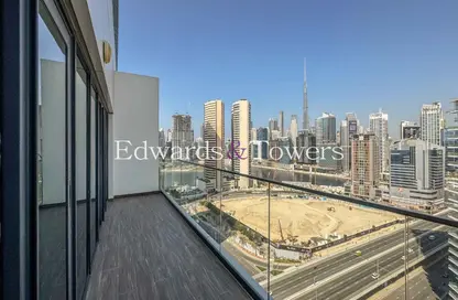 Apartment - 1 Bedroom - 2 Bathrooms for sale in SOL Bay - Business Bay - Dubai