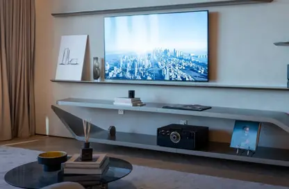 Apartment - 1 Bedroom - 2 Bathrooms for sale in Iconic - Dubai Internet City - Dubai