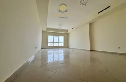 Apartment - 3 Bedrooms - 5 Bathrooms for rent in Al Majaz 1 - Al Majaz - Sharjah