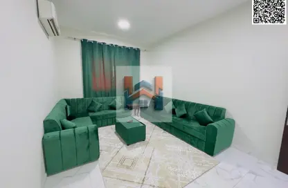 شقة - غرفة نوم - 2 حمامات للايجار في 2 المويهات - المويهات - عجمان