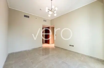 شقة - غرفة نوم - 2 حمامات للبيع في 5 افينيو ريزيدنس - افينيو ريزدنس - الفرجان - دبي