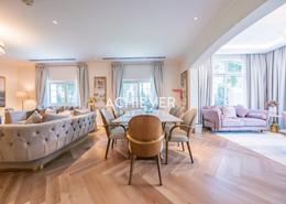 Living / Dining Room image for: Villa - 4 bedrooms - 5 bathrooms for sale in Legacy - Jumeirah Park - Dubai, Image 1