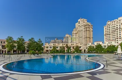 تاون هاوس - 3 غرف نوم - 2 حمامات للبيع في تاون هاوسز قرية الحمرا - قرية الحمرا - رأس الخيمة