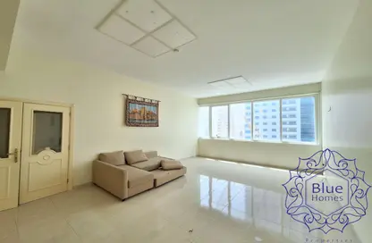 Apartment - 2 Bedrooms - 2 Bathrooms for rent in Zubaidi Building - Al Taawun - Sharjah