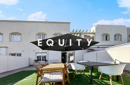Villa - 2 Bedrooms - 3 Bathrooms for rent in Springs 8 - The Springs - Dubai