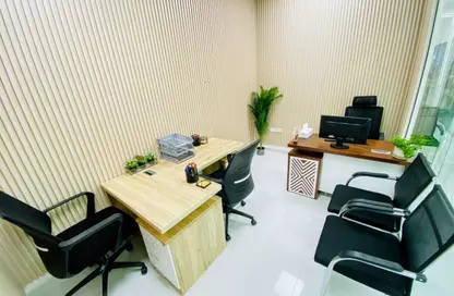 Office Space - Studio - 1 Bathroom for rent in Red Avenue - Al Garhoud - Dubai