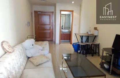 Apartment - 1 Bedroom - 2 Bathrooms for rent in Marina Residence B - Marina Residence - Dubai Marina - Dubai