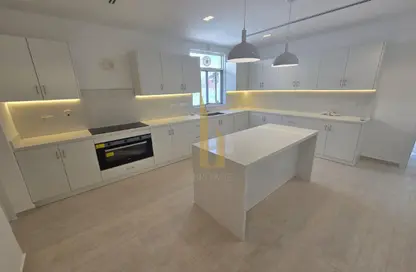 Villa - 4 Bedrooms - 4 Bathrooms for rent in Jumeirah 3 Villas - Jumeirah 3 - Jumeirah - Dubai
