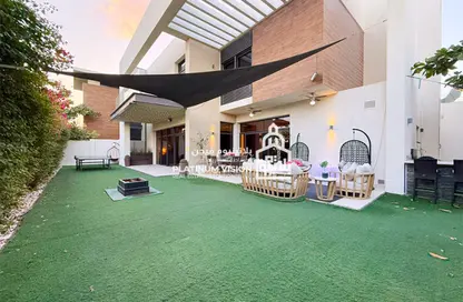 Villa - 4 Bedrooms - 5 Bathrooms for rent in West Yas - Yas Island - Abu Dhabi