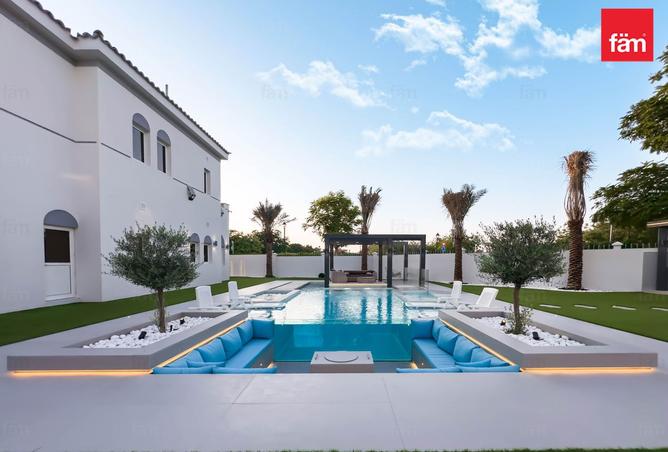 Villa - 6 Bedrooms - 7 Bathrooms for sale in The Centro - The Villa - Dubai