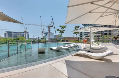 Apartment - 2 Bedrooms - 3 Bathrooms for sale in Central Park Building 1 - Central Park at City Walk - City Walk - Dubai
