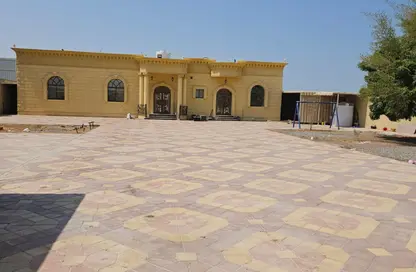 فيلا - 3 غرف نوم - 3 حمامات للايجار في الرفاع - رأس الخيمة
