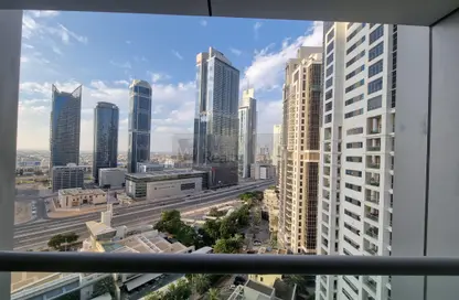 Apartment - 3 Bedrooms - 3 Bathrooms for rent in Executive Towers - Business Bay - Dubai