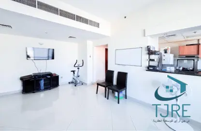 Apartment - 1 Bedroom - 2 Bathrooms for sale in Hub Canal 1 - Hub-Golf Towers - Dubai Sports City - Dubai