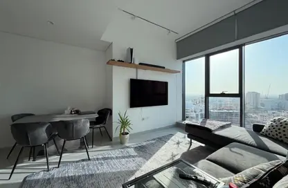 شقة - غرفة نوم - 2 حمامات للبيع في برج بلو ويفز - مجمع دبي ريزيدنس - دبي لاند - دبي