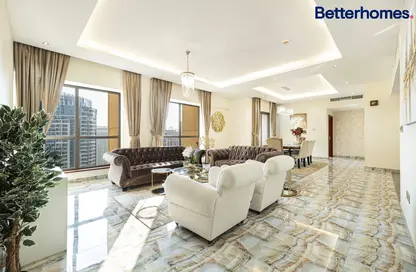 Living Room image for: Apartment - 4 Bedrooms - 4 Bathrooms for rent in Sadaf 2 - Sadaf - Jumeirah Beach Residence - Dubai, Image 1