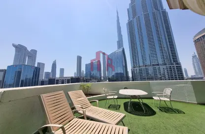 Apartment - 4 Bedrooms - 5 Bathrooms for rent in Roda Al Murooj - Downtown Dubai - Dubai