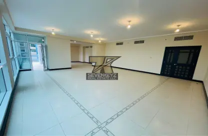 شقة - 3 غرف نوم - 4 حمامات للايجار في برج بينونة 2 - شارع الكورنيش - أبوظبي