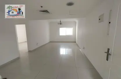 Apartment - 2 Bedrooms - 2 Bathrooms for rent in Al Hafeet Tower - Al Khan - Sharjah