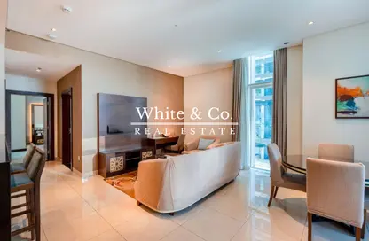 شقة - 2 غرف نوم - 2 حمامات للايجار في رويال كونتيننتال سويتس - الخليج التجاري - دبي