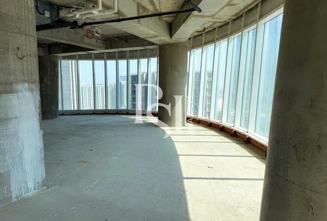 15484000 - Property Image 2