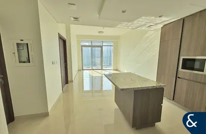 Apartment - 1 Bedroom - 2 Bathrooms for rent in Imperial Avenue - Downtown Dubai - Dubai