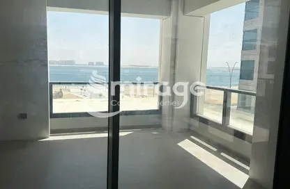 Balcony image for: Apartment - 4 Bedrooms - 6 Bathrooms for sale in Pixel - Makers District - Al Reem Island - Abu Dhabi, Image 1