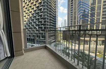 Apartment - 1 Bedroom - 1 Bathroom for sale in Standpoint Tower 2 - Standpoint Towers - Downtown Dubai - Dubai