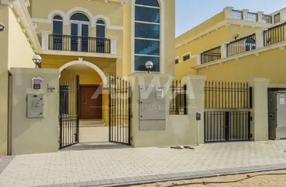 Villa - 4 Bedrooms - 6 Bathrooms for sale in Legacy Nova Villas - Jumeirah Park - Dubai