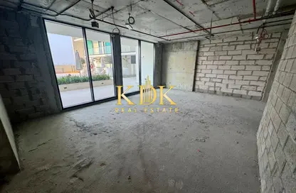 Office Space - Studio - 1 Bathroom for rent in Binghatti Azure - Jumeirah Village Circle - Dubai