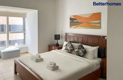 Room / Bedroom image for: Apartment - 1 Bedroom - 2 Bathrooms for sale in Elite Residence - Dubai Marina - Dubai, Image 1