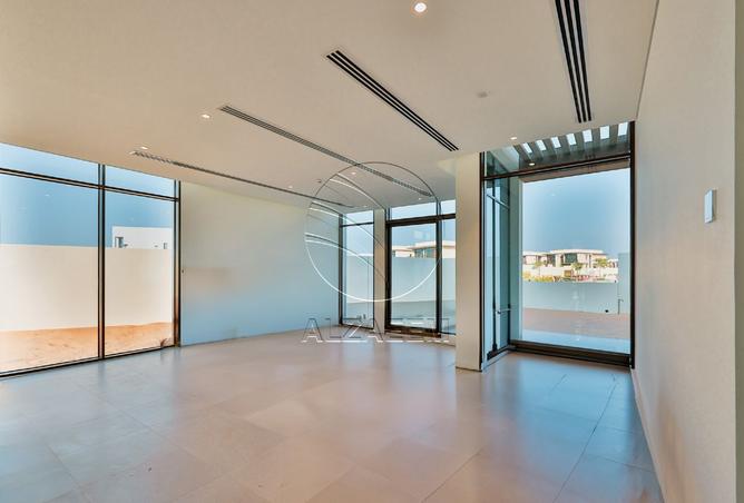 15177303 - Property Image 2