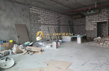 Shop - Studio for rent in Stonehenge Residence - Jumeirah Village Circle - Dubai