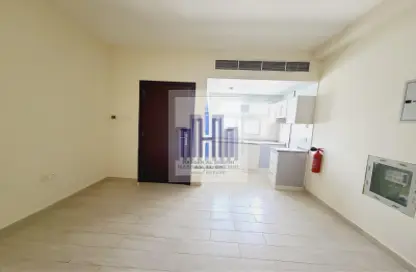 Apartment - Studio - 1 Bathroom for rent in Fire Station Road - Muwaileh - Sharjah