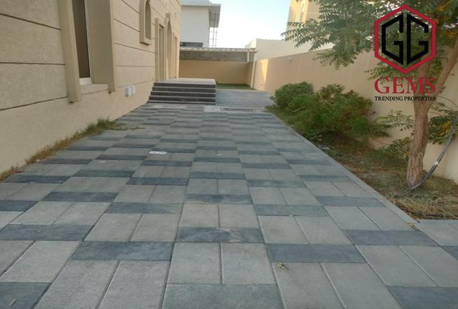 15267001 - Property Image 2