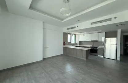 Apartment - 1 Bedroom - 2 Bathrooms for rent in Alpha Green Tower - Jumeirah Village Circle - Dubai