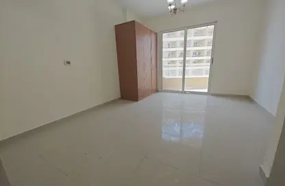 Apartment - Studio - 4 Bathrooms for rent in Lakeside Tower D - Lakeside Residence - Dubai Production City (IMPZ) - Dubai
