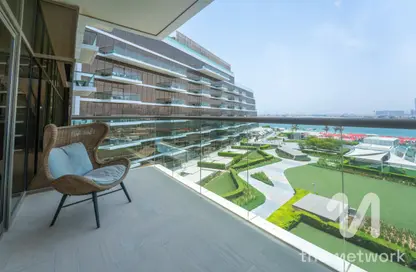 Apartment - 3 Bedrooms - 3 Bathrooms for sale in The 8 - The Crescent - Palm Jumeirah - Dubai