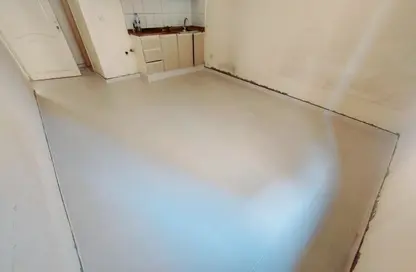 Apartment - Studio - 1 Bathroom for rent in Al Shamsi 1 - Muwaileh Commercial - Sharjah