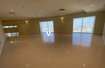 شقة - 2 غرف نوم - 2 حمامات للايجار في فندق أسكوت بارك - شارع الشيخ زايد - دبي